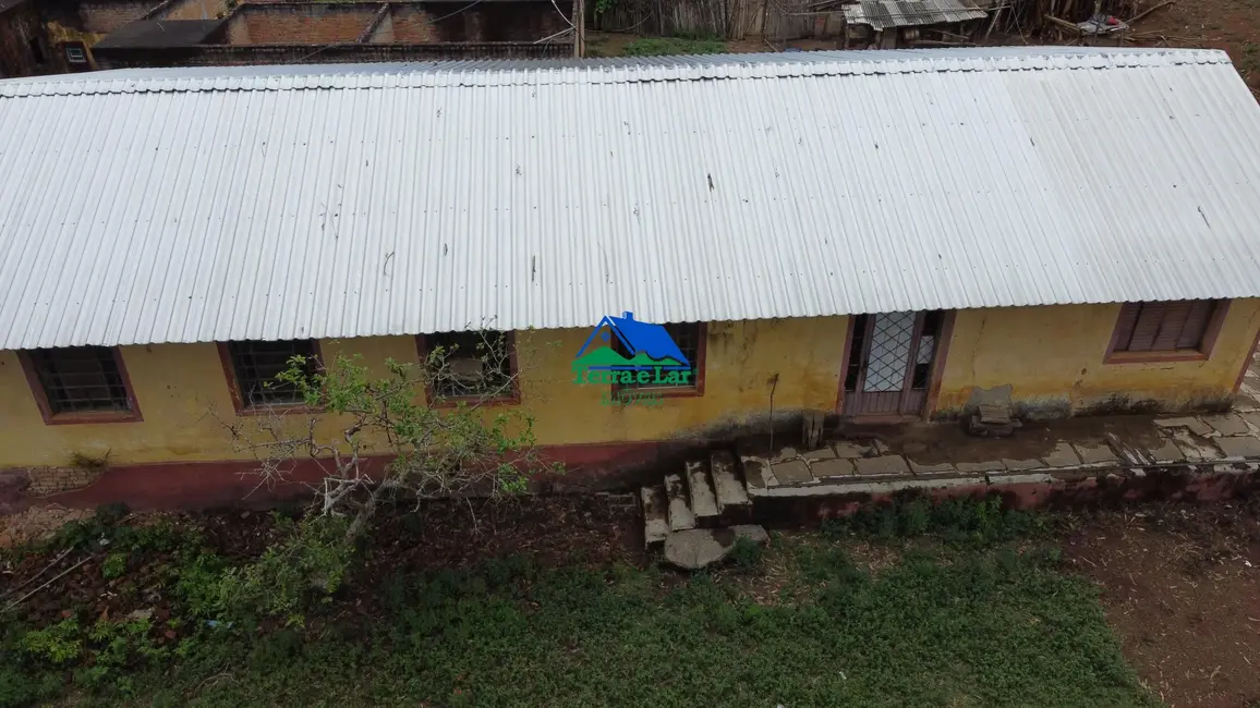 Foto 6 de Casa com 3 quartos à venda, 10m2 em Aiuruoca - MG