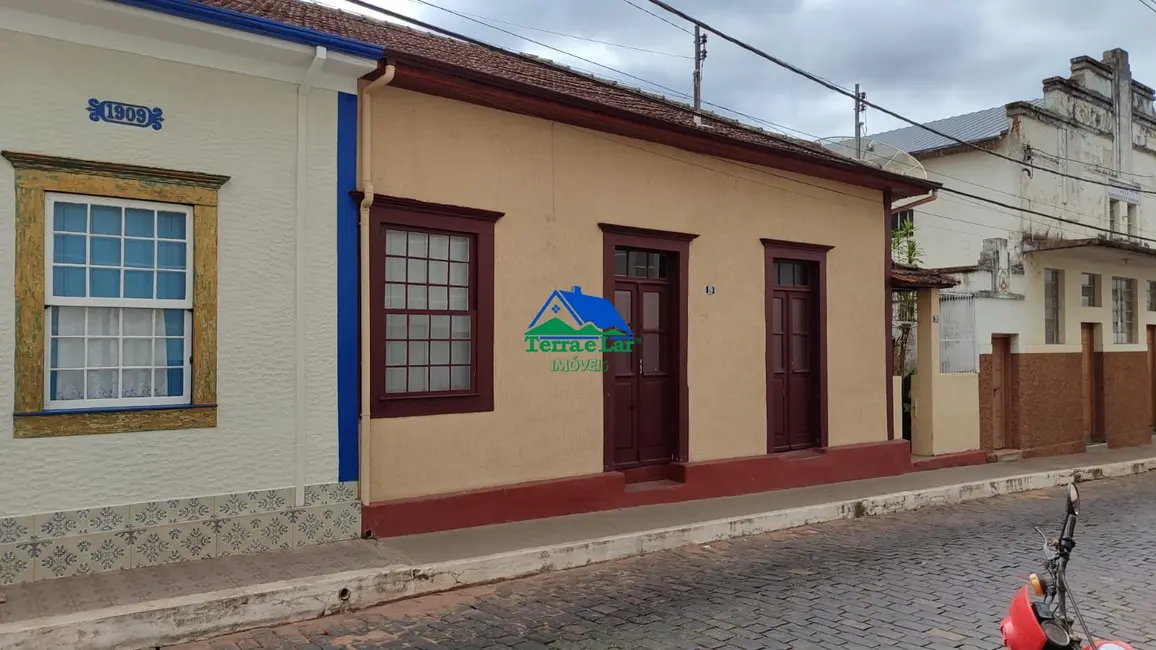 Foto 1 de Sala Comercial com 3 quartos à venda, 250m2 em Centro, Aiuruoca - MG