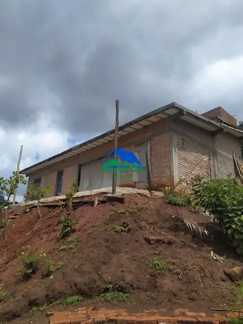 Foto 1 de Casa com 1 quarto à venda, 72m2 em Aiuruoca - MG