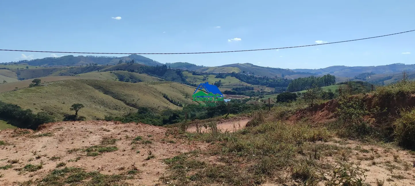 Foto 1 de Terreno / Lote à venda, 480m2 em Centro, Seritinga - MG