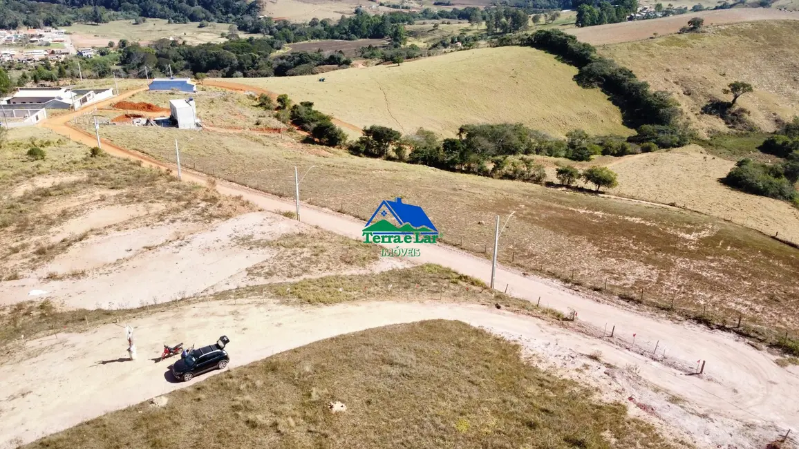 Foto 2 de Terreno / Lote à venda, 480m2 em Centro, Seritinga - MG
