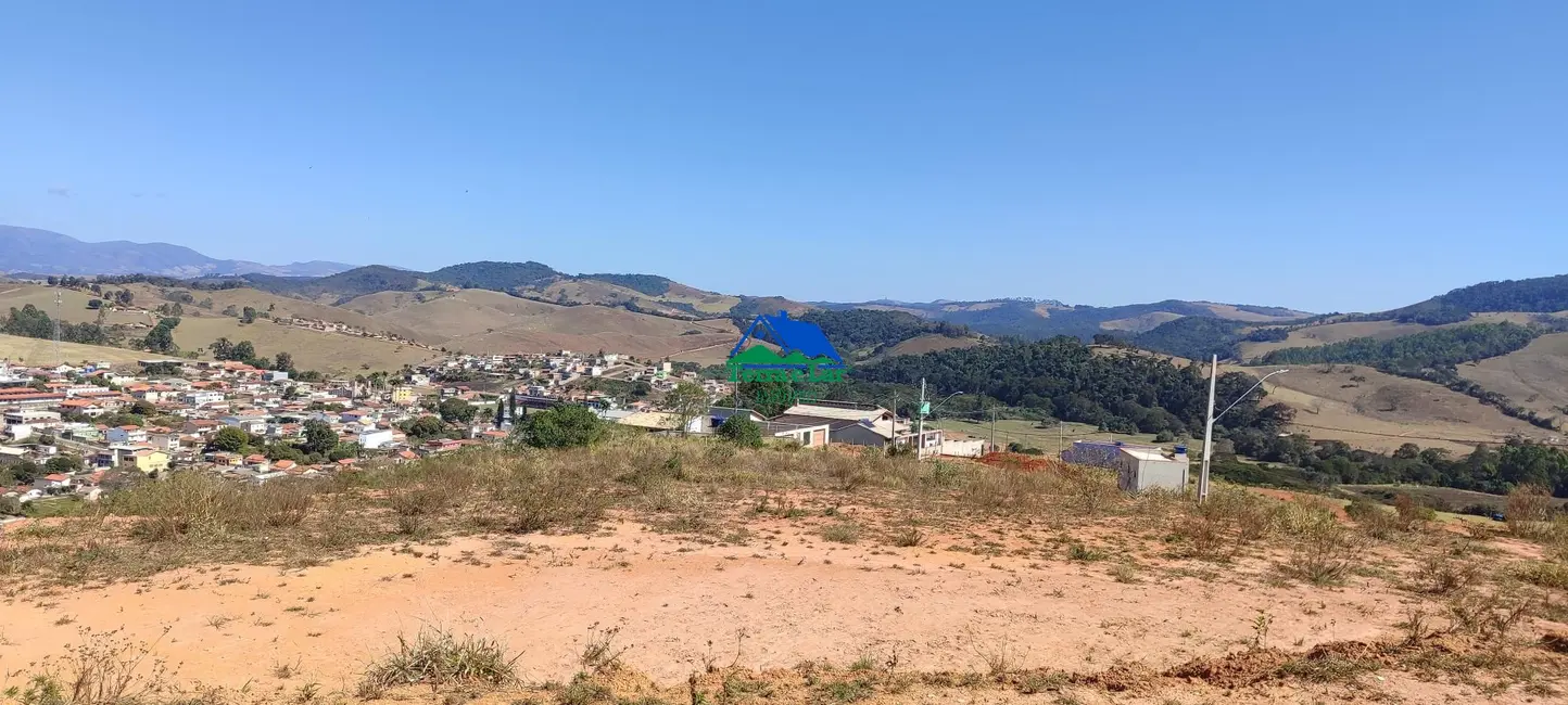 Foto 1 de Terreno / Lote à venda, 480m2 em Centro, Seritinga - MG
