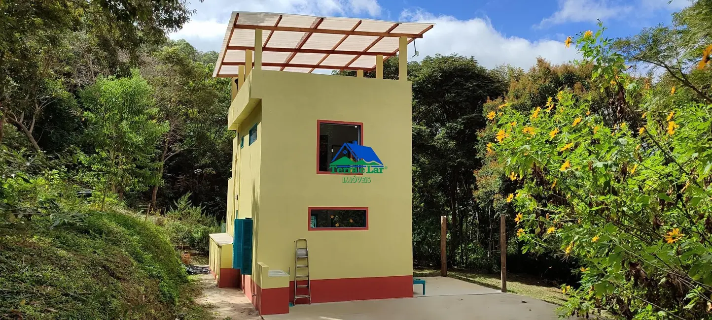Casa com 2 quartos para alugar, 70m2 em Aiuruoca - MG - imagem 2 Foto 2 de Casa com 2 quartos para alugar, 70m2 em Aiuruoca - MG