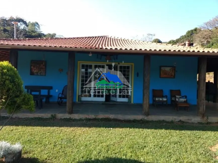 Foto 4 de Chácara com 4 quartos para alugar, 450m2 em Baependi - MG
