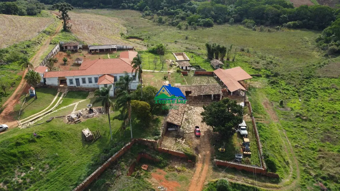 Foto 1 de Fazenda / Haras com 6 quartos à venda, 1500m2 em Aiuruoca - MG