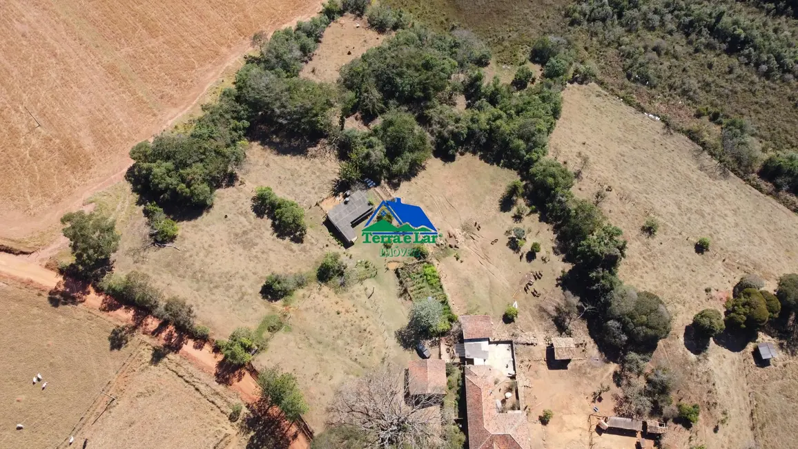 Foto 6 de Fazenda / Haras com 7 quartos à venda, 800m2 em Aiuruoca - MG