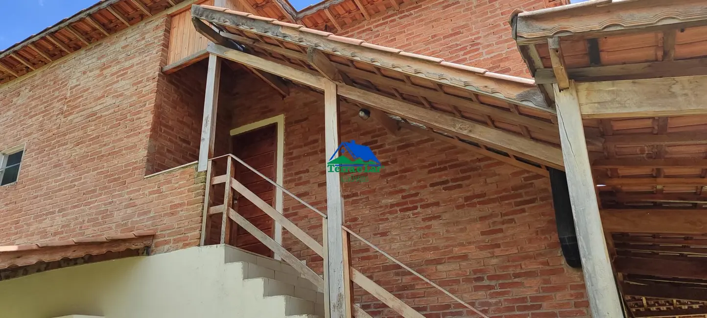 Foto 4 de Chácara com 3 quartos à venda, 30000m2 em Aiuruoca - MG