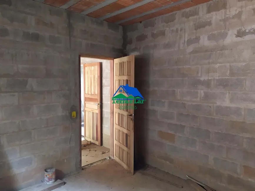 Foto 5 de Casa com 3 quartos à venda, 45000m2 em Aiuruoca - MG