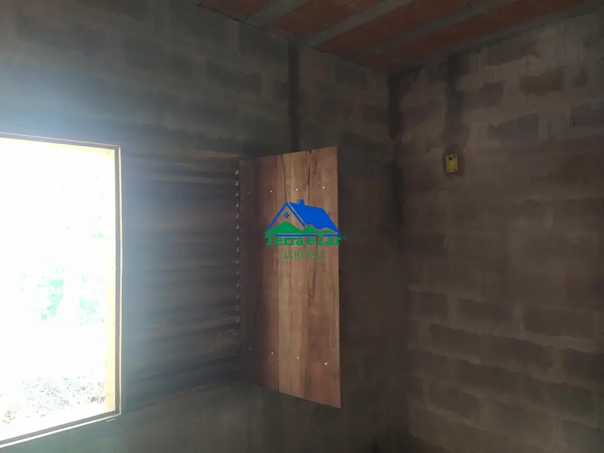 Foto 2 de Casa com 3 quartos à venda, 45000m2 em Aiuruoca - MG