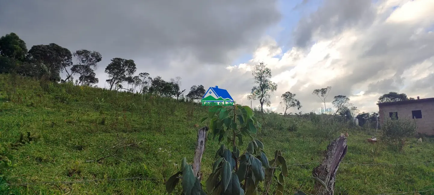 Foto 4 de Terreno / Lote à venda, 4500m2 em Aiuruoca - MG