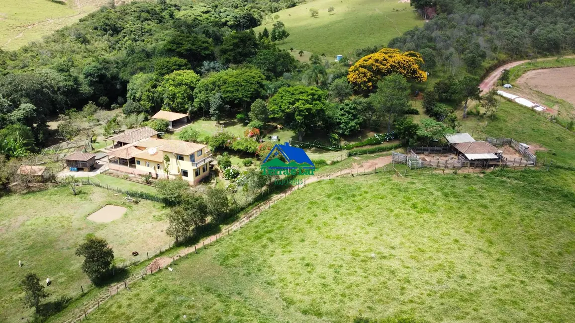 Foto 4 de Fazenda / Haras com 4 quartos à venda, 850000m2 em Aiuruoca - MG