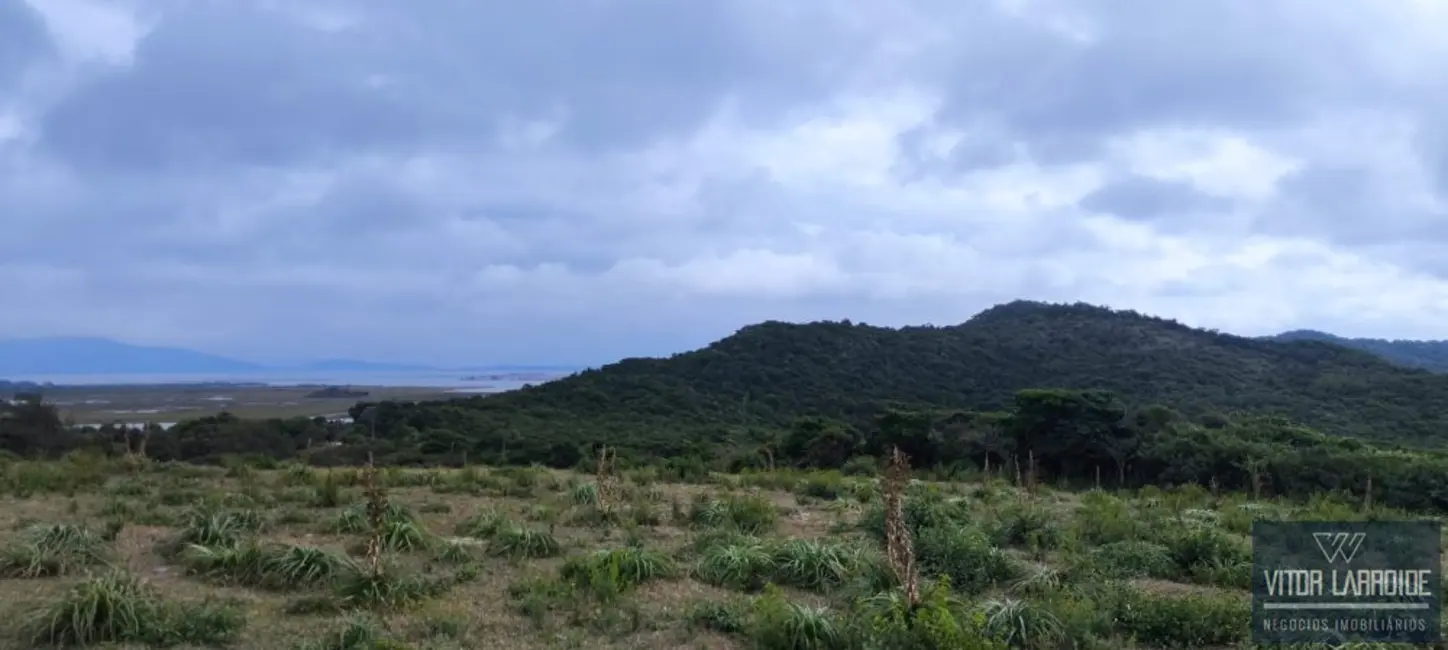 Foto 4 de Terreno / Lote à venda, 155876m2 em Laguna - SC