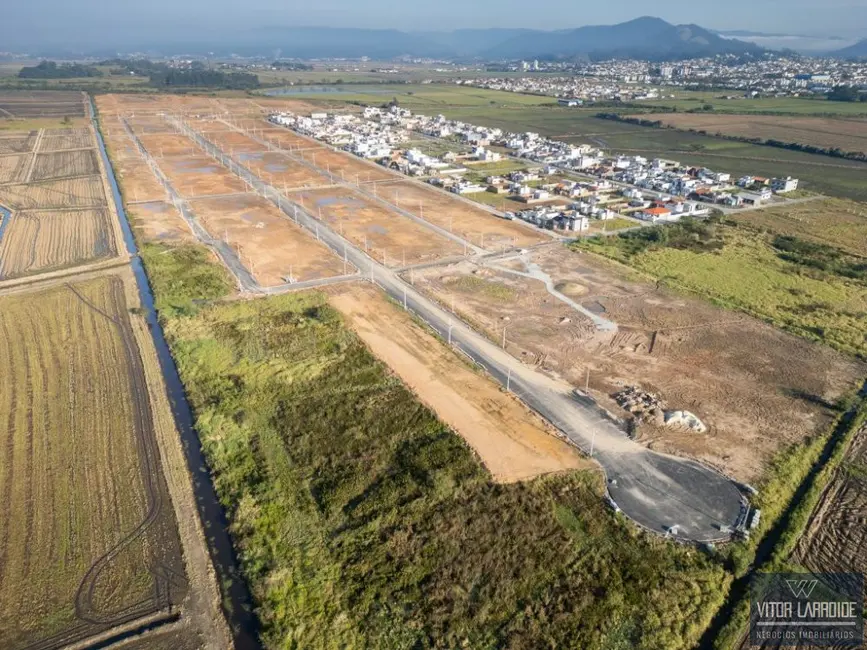 Terreno / Lote à venda, 252m2 em Congonhas, Tubarao - SC - imagem 8 Foto 8 de Terreno / Lote à venda, 252m2 em Congonhas, Tubarao - SC