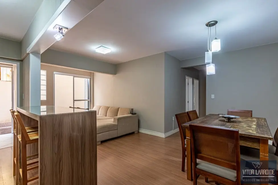 Foto 7 de Apartamento com 2 quartos à venda, 69m2 em Laguna - SC