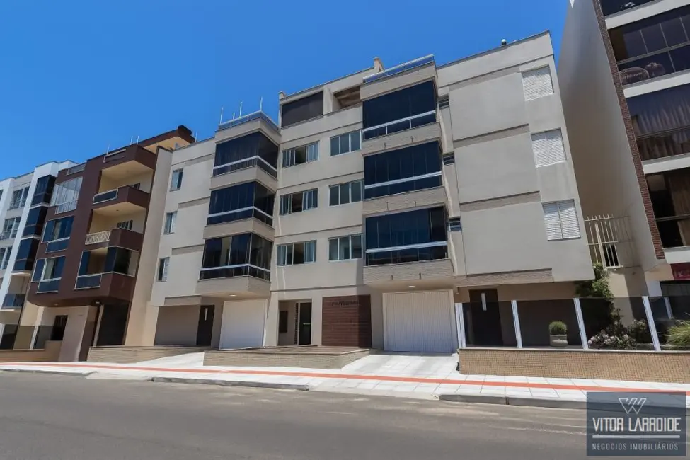 Foto 1 de Apartamento com 2 quartos à venda, 69m2 em Laguna - SC