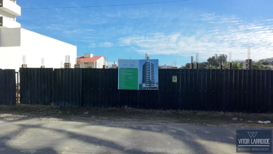 Foto 4 de Apartamento com 3 quartos à venda, 79m2 em Recife, Tubarao - SC