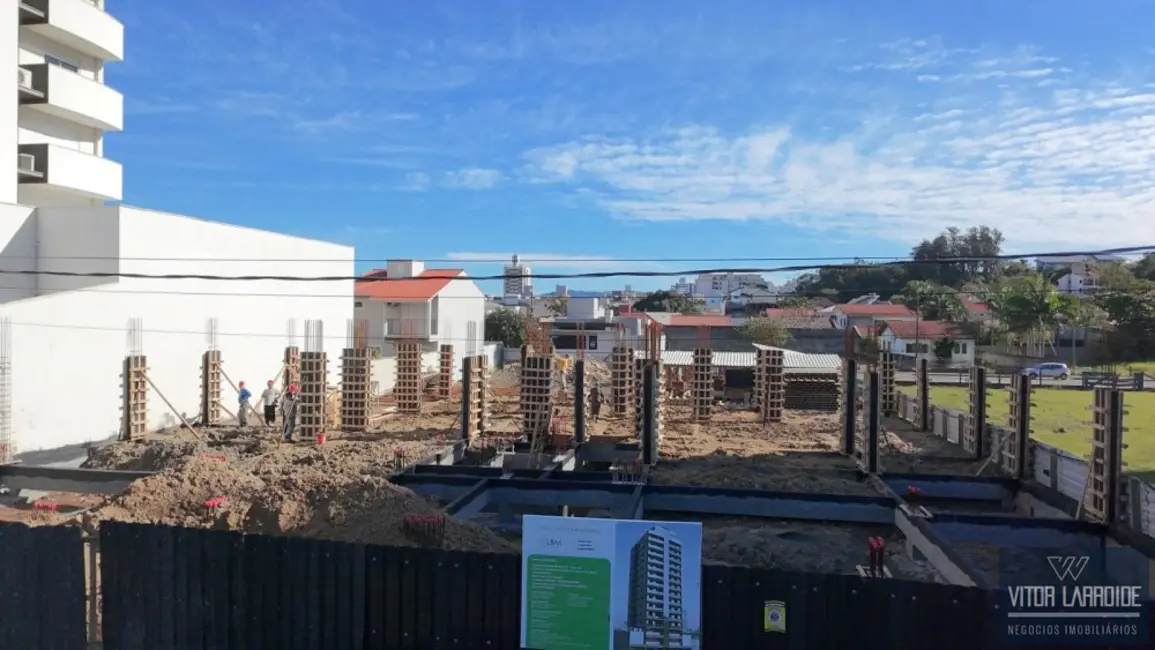 Foto 7 de Apartamento com 3 quartos à venda, 79m2 em Recife, Tubarao - SC
