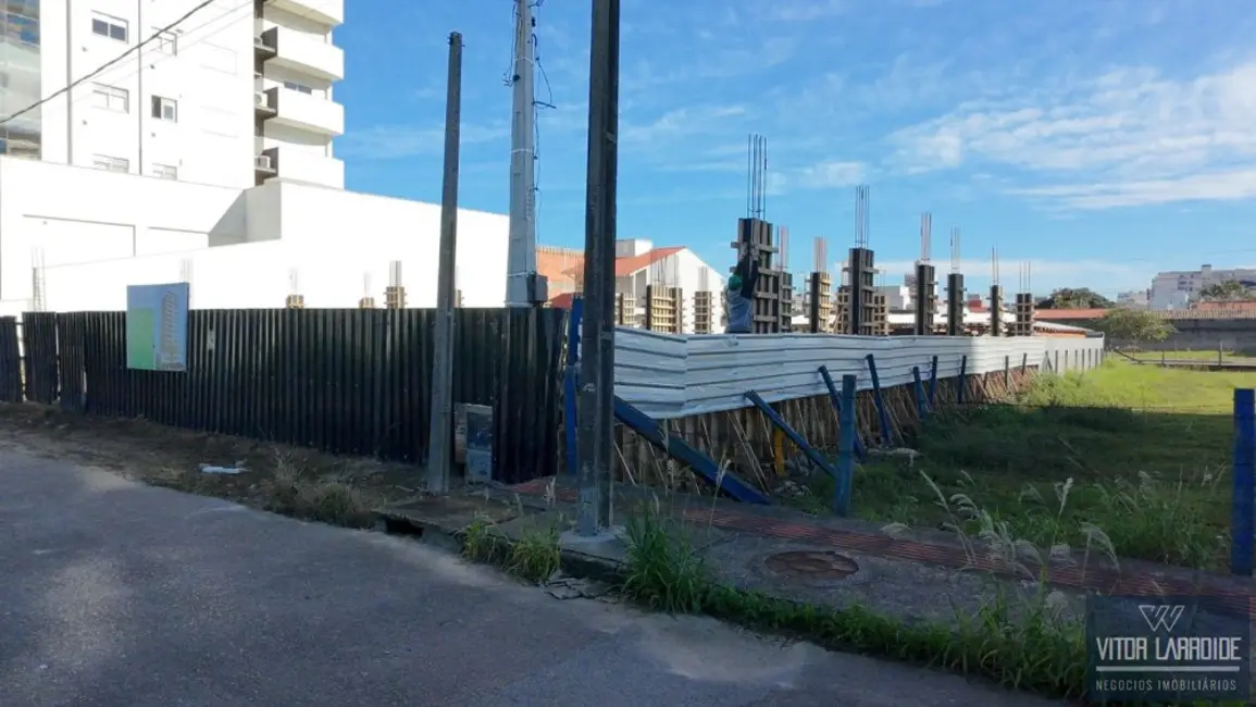 Foto 5 de Apartamento com 3 quartos à venda, 79m2 em Recife, Tubarao - SC