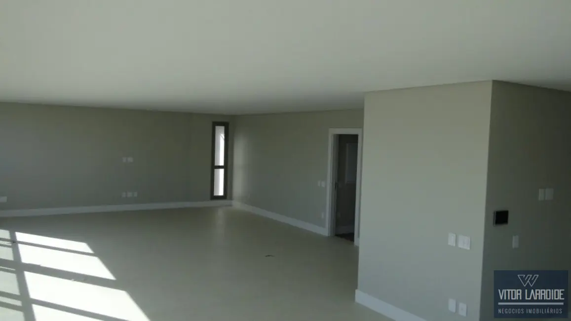 Apartamento com 3 quartos à venda, 262m2 em Vila Moema, Tubarao - SC - imagem 7 Foto 7 de Apartamento com 3 quartos à venda, 262m2 em Vila Moema, Tubarao - SC