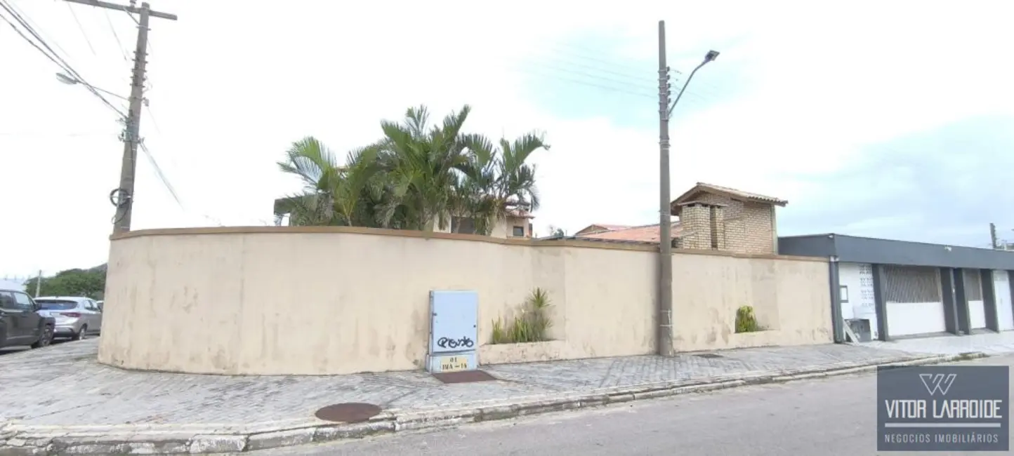Foto 6 de Casa com 4 quartos à venda, 300m2 em Imbituba - SC