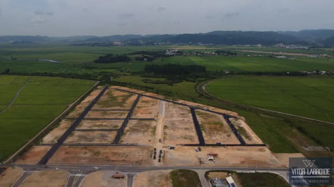 Foto 5 de Terreno / Lote à venda, 250m2 em Congonhas, Tubarao - SC