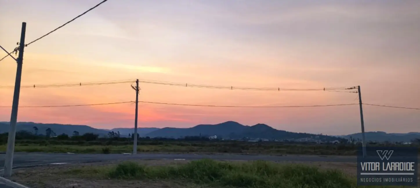Foto 1 de Terreno / Lote à venda, 250m2 em Congonhas, Tubarao - SC