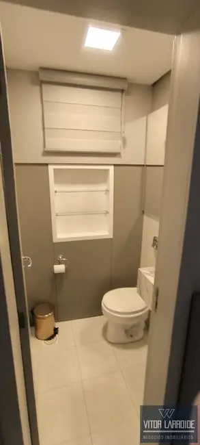 Foto 2 de Sala Comercial à venda, 65m2 em Vila Moema, Tubarao - SC