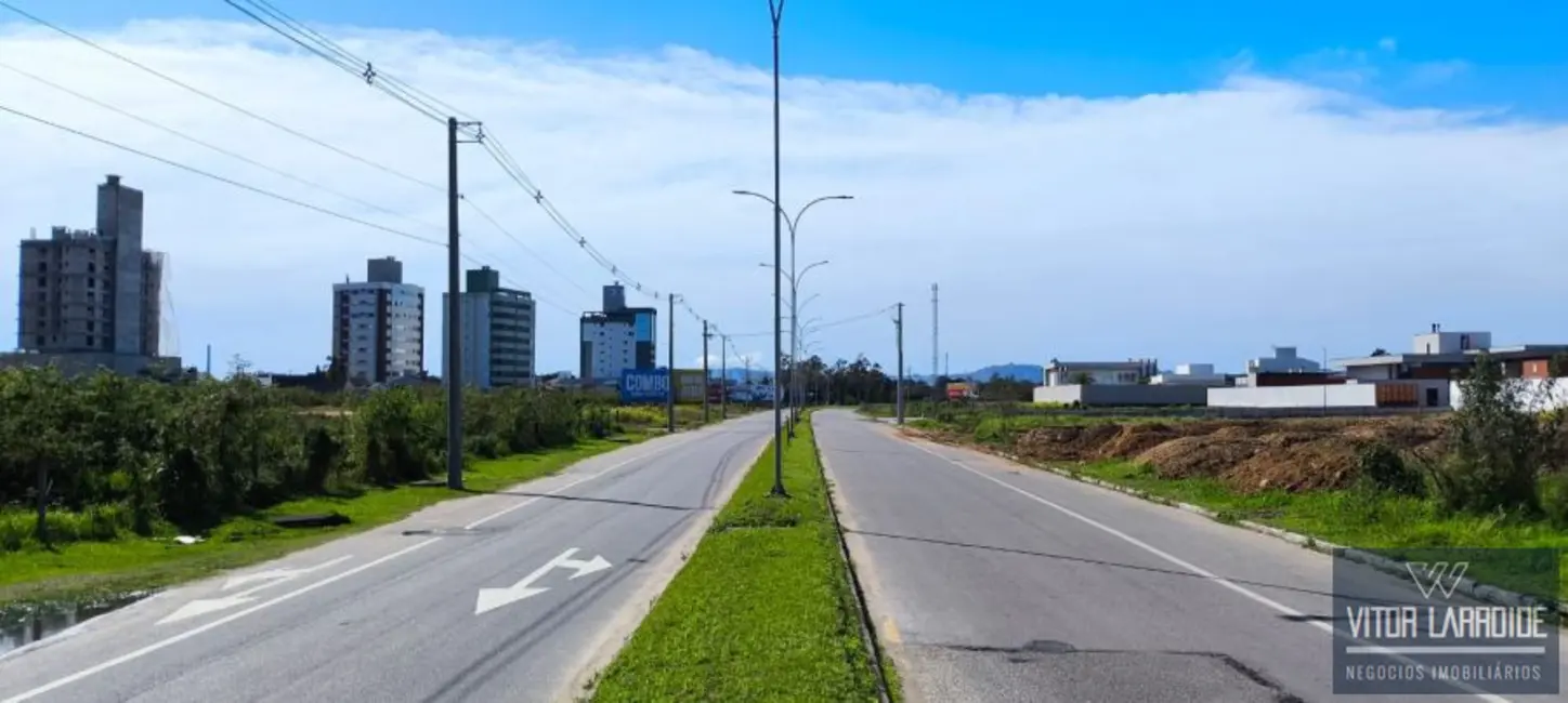 Terreno / Lote à venda, 2704m2 em Centro, Tubarao - SC - imagem 3 Foto 3 de Terreno / Lote à venda, 2704m2 em Centro, Tubarao - SC
