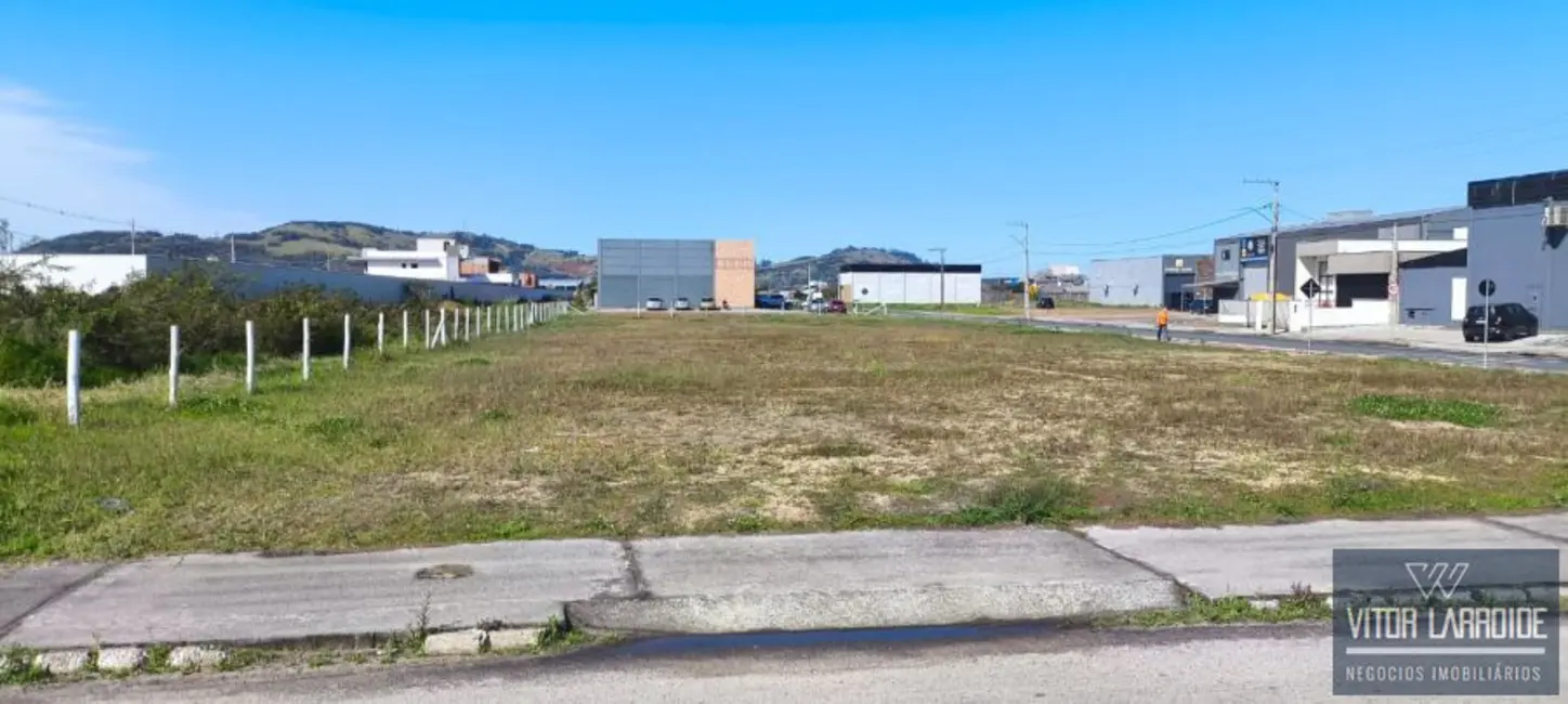 Terreno / Lote à venda, 2704m2 em Centro, Tubarao - SC - imagem 7 Foto 7 de Terreno / Lote à venda, 2704m2 em Centro, Tubarao - SC