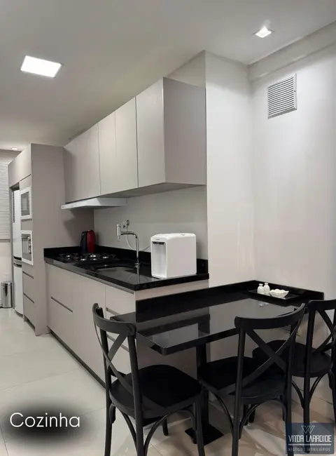 Foto 6 de Apartamento com 2 quartos à venda, 69m2 em Itapema - SC