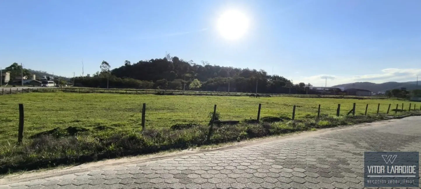 Foto 9 de Terreno / Lote à venda, 2560m2 em Humaitá, Tubarao - SC