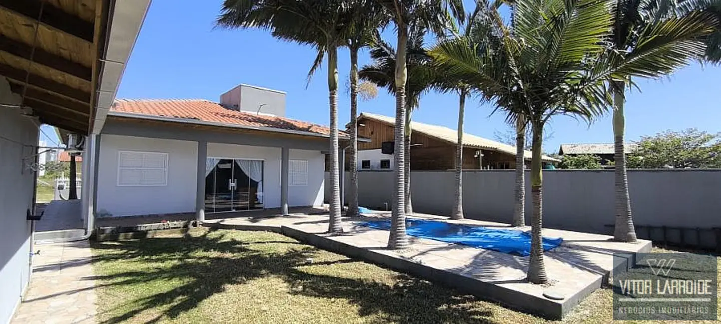 Foto 3 de Casa com 3 quartos à venda, 100m2 em Laguna - SC