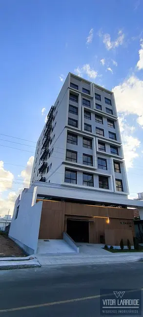 Foto 2 de Apartamento com 3 quartos à venda, 70m2 em Recife, Tubarao - SC
