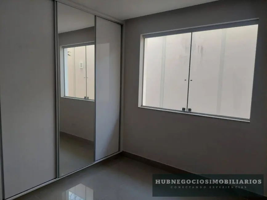 Foto 3 de Casa com 4 quartos à venda, 350m2 em Sapucaia, Montes Claros - MG
