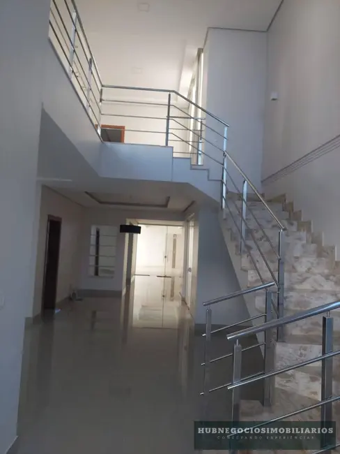 Foto 5 de Casa com 4 quartos à venda, 350m2 em Sapucaia, Montes Claros - MG