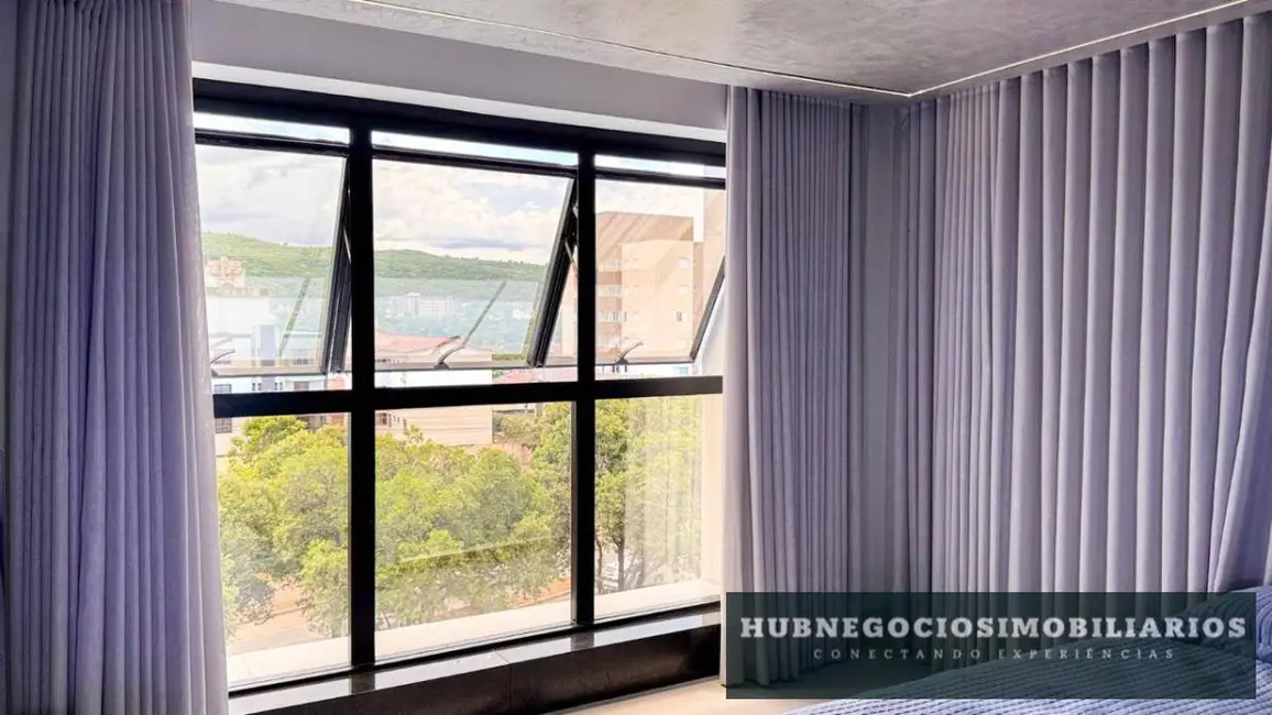 Foto 1 de Apartamento com 3 quartos à venda, 86m2 em Morada do Sol, Montes Claros - MG