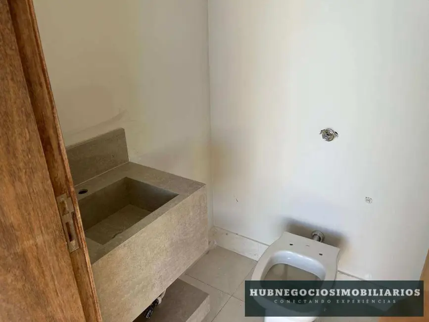 Foto 5 de Cobertura com 4 quartos à venda, 182m2 em Ibituruna, Montes Claros - MG