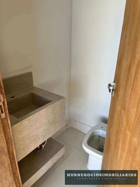 Foto 2 de Cobertura com 4 quartos à venda, 182m2 em Ibituruna, Montes Claros - MG