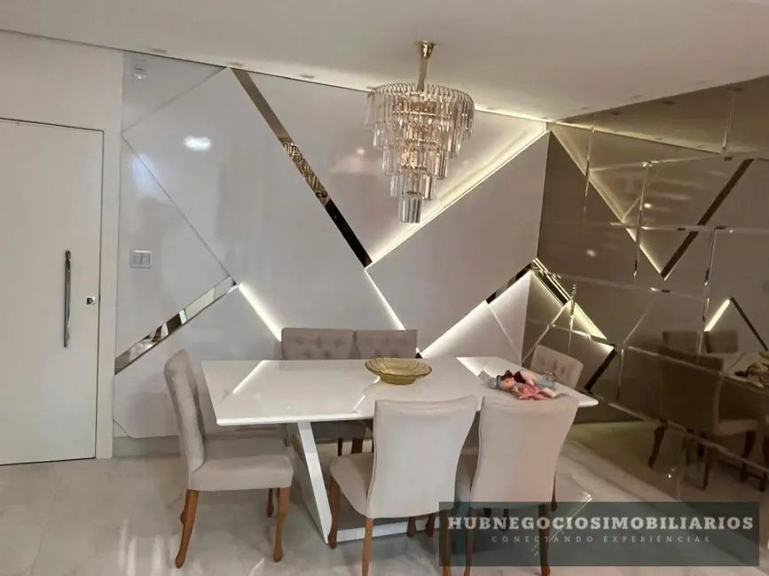 Foto 1 de Cobertura com 3 quartos à venda, 189m2 em Ibituruna, Montes Claros - MG