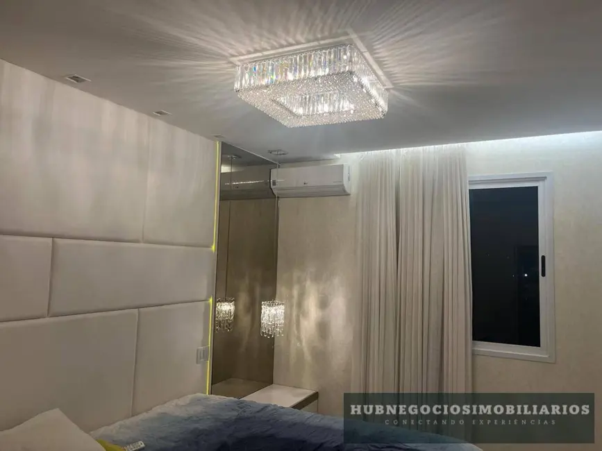 Foto 6 de Cobertura com 3 quartos à venda, 189m2 em Ibituruna, Montes Claros - MG