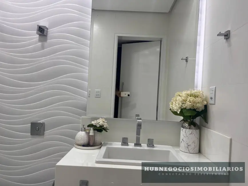 Foto 5 de Cobertura com 3 quartos à venda, 189m2 em Ibituruna, Montes Claros - MG