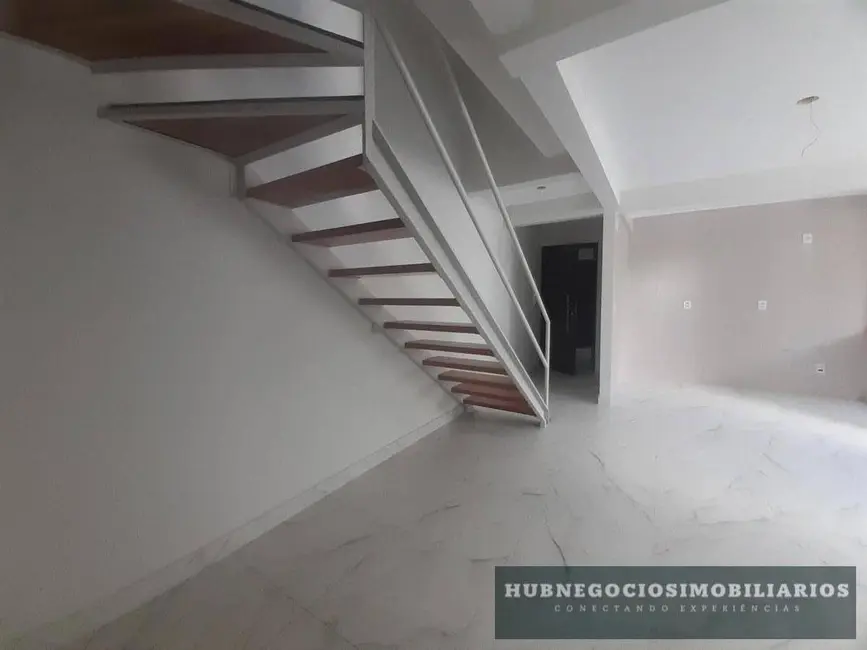 Foto 4 de Cobertura com 2 quartos à venda, 120m2 em Morada do Sol, Montes Claros - MG