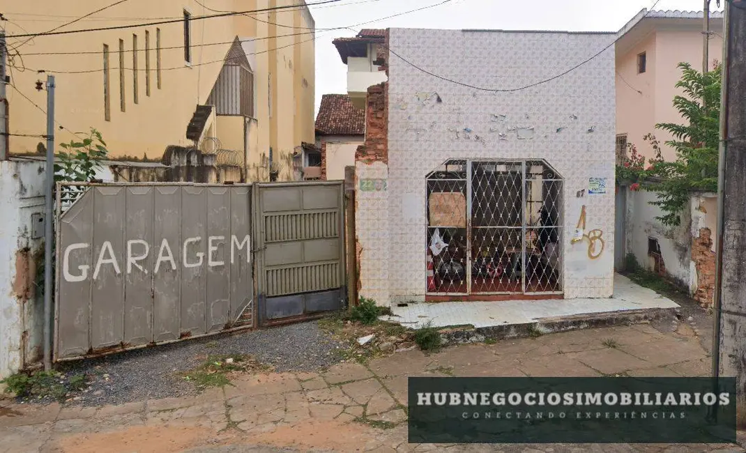 Terreno / Lote à venda, 329m2 em Centro, Montes Claros - MG - imagem 1 Foto 1 de Terreno / Lote à venda, 329m2 em Centro, Montes Claros - MG