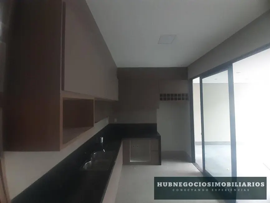 Casa com 3 quartos à venda em Ibituruna, Montes Claros - MG - imagem 9 Foto 9 de Casa com 3 quartos à venda em Ibituruna, Montes Claros - MG