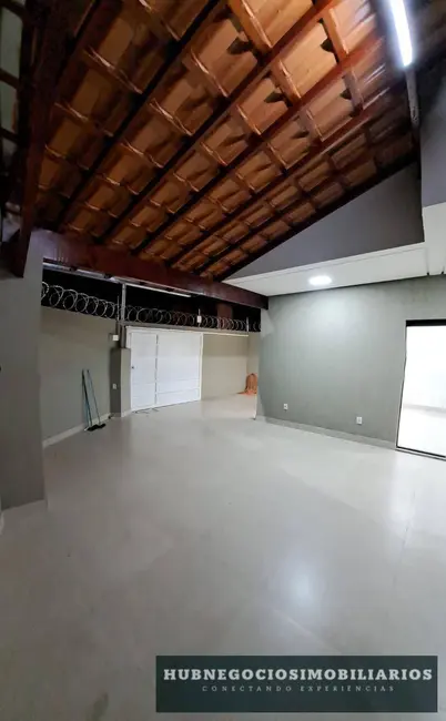 Foto 3 de Casa com 3 quartos à venda, 250m2 em Ibituruna, Montes Claros - MG