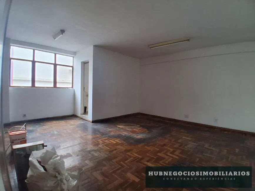 Foto 3 de Sala Comercial à venda, 89m2 em Centro, Montes Claros - MG