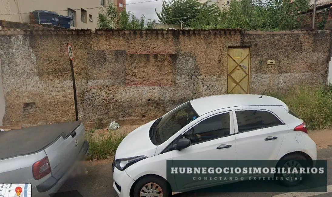 Foto 2 de Terreno / Lote à venda, 230m2 em Melo, Montes Claros - MG