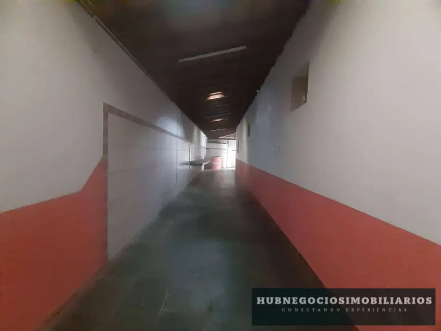 Loja para alugar, 200m2 em Centro, Montes Claros - MG - imagem 5 Foto 5 de Loja para alugar, 200m2 em Centro, Montes Claros - MG