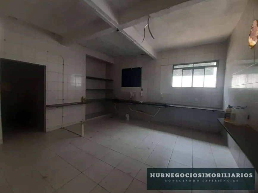 Loja para alugar, 200m2 em Centro, Montes Claros - MG - imagem 4 Foto 4 de Loja para alugar, 200m2 em Centro, Montes Claros - MG