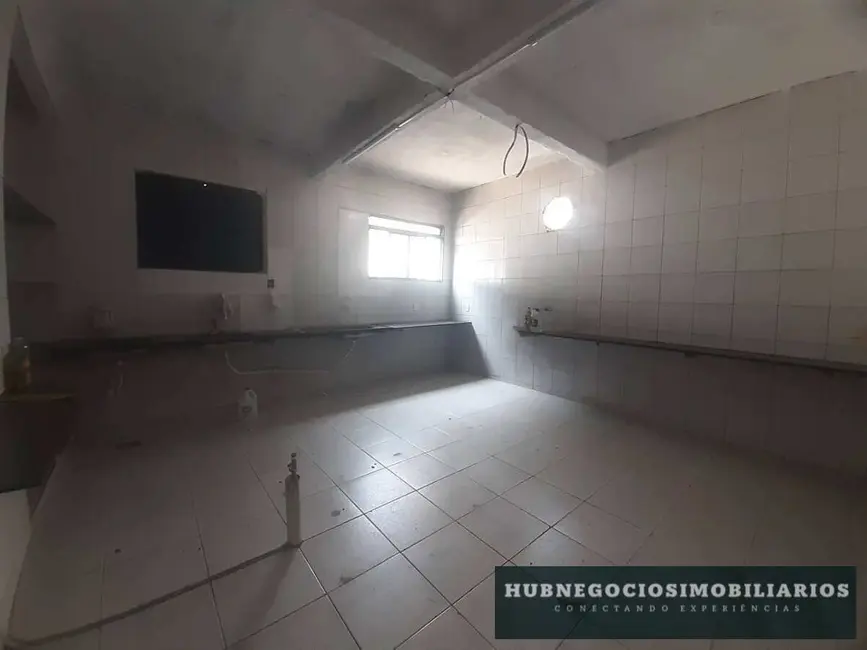 Loja para alugar, 200m2 em Centro, Montes Claros - MG - imagem 6 Foto 6 de Loja para alugar, 200m2 em Centro, Montes Claros - MG